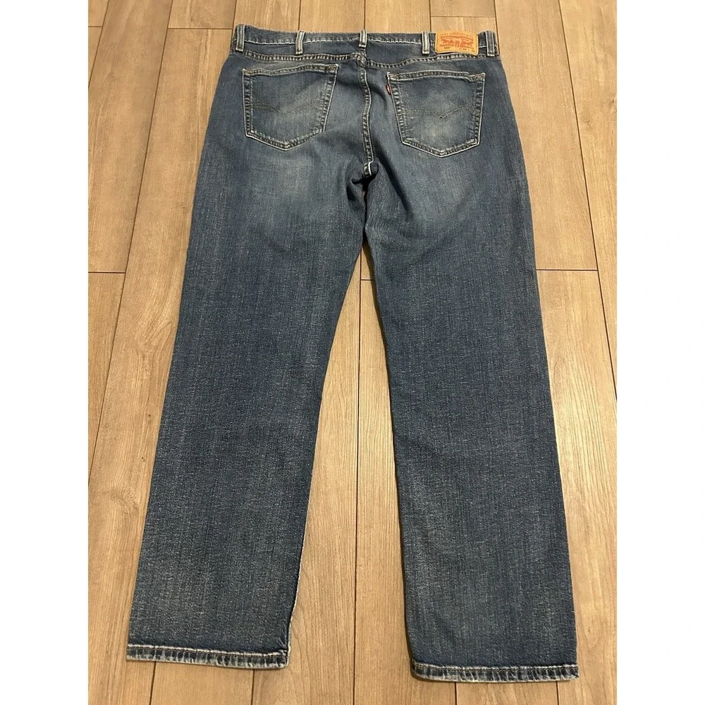Levi's 559 Men's Jeans Size 40x32 Relaxed Fit, Straight Leg, Cotton Blend